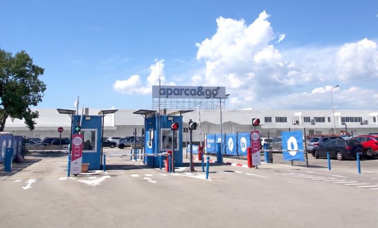 Tus vacaciones empiezan antes de despegar: viaja desde El Prat sin preocuparte por el coche